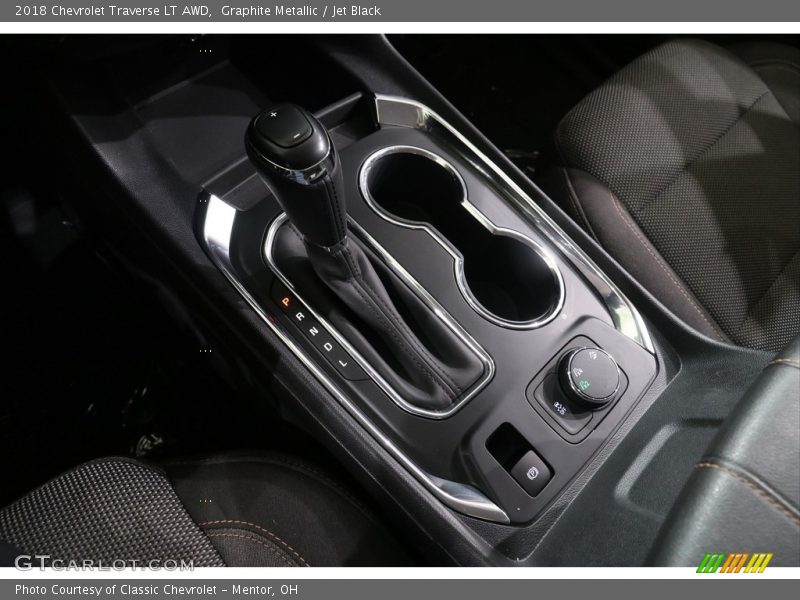 Graphite Metallic / Jet Black 2018 Chevrolet Traverse LT AWD