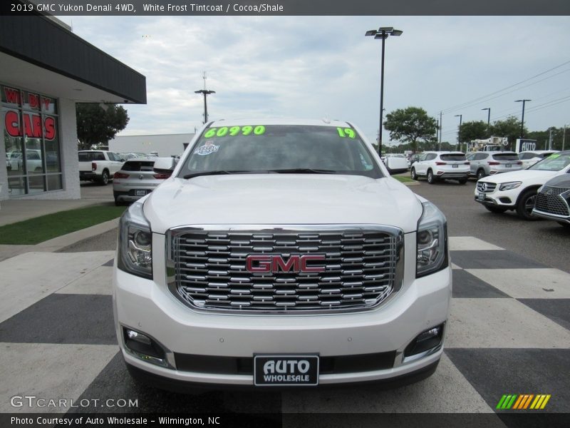 White Frost Tintcoat / Cocoa/Shale 2019 GMC Yukon Denali 4WD