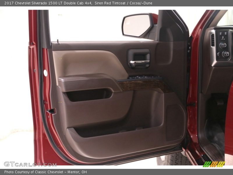 Siren Red Tintcoat / Cocoa/­Dune 2017 Chevrolet Silverado 1500 LT Double Cab 4x4