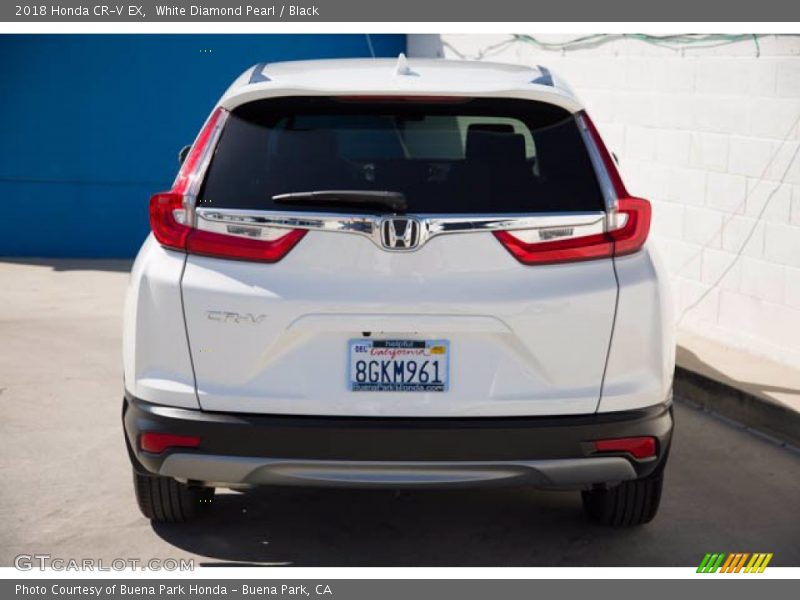 White Diamond Pearl / Black 2018 Honda CR-V EX