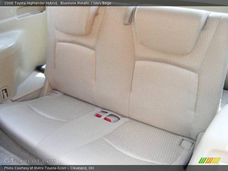 Bluestone Metallic / Ivory Beige 2006 Toyota Highlander Hybrid
