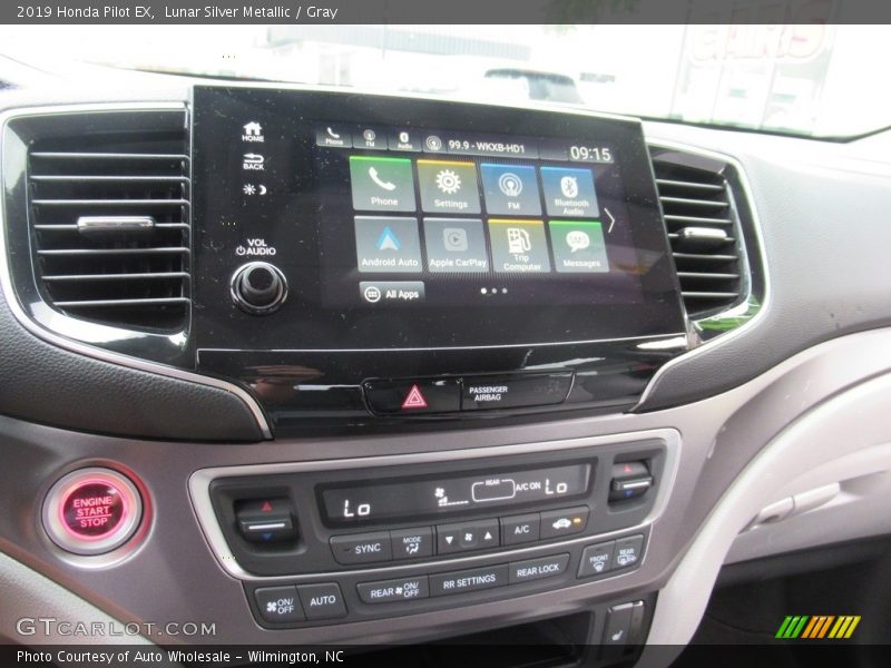 Lunar Silver Metallic / Gray 2019 Honda Pilot EX