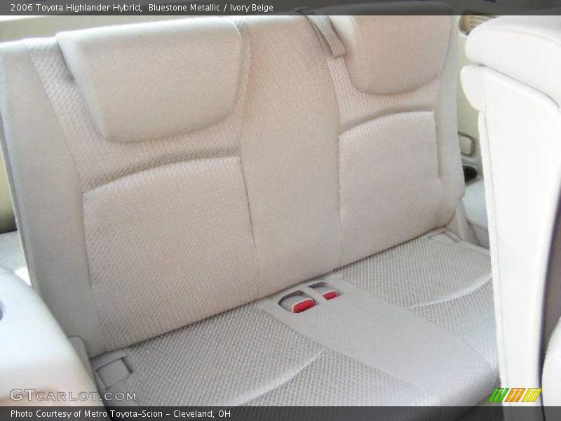 Bluestone Metallic / Ivory Beige 2006 Toyota Highlander Hybrid