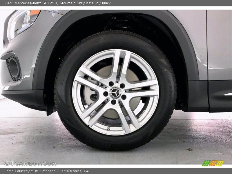 Mountain Grey Metallic / Black 2020 Mercedes-Benz GLB 250