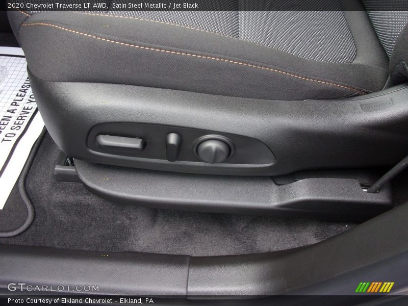 Satin Steel Metallic / Jet Black 2020 Chevrolet Traverse LT AWD