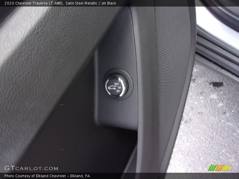 Satin Steel Metallic / Jet Black 2020 Chevrolet Traverse LT AWD