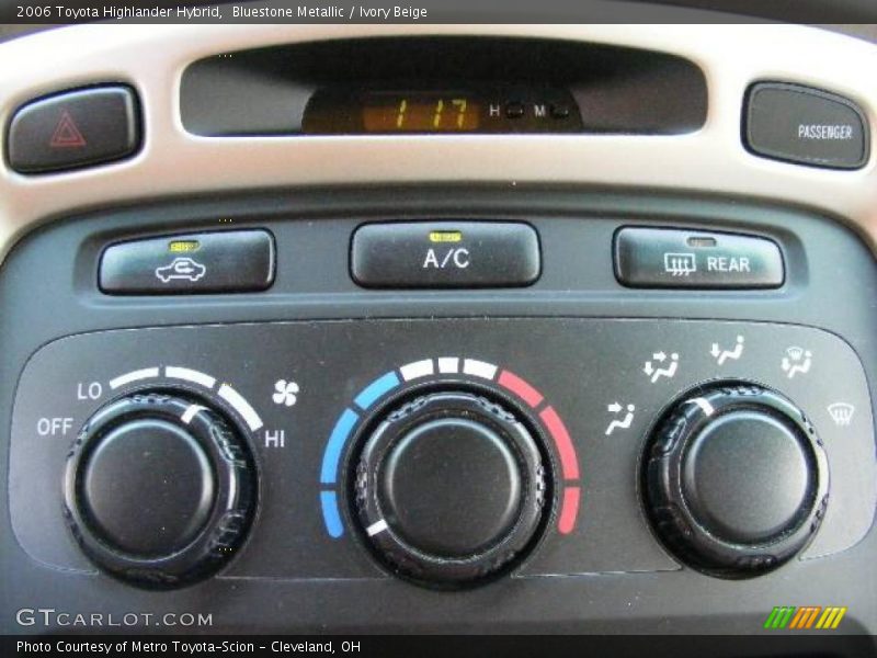 Bluestone Metallic / Ivory Beige 2006 Toyota Highlander Hybrid