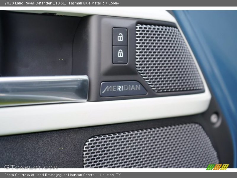 Controls of 2020 Defender 110 SE