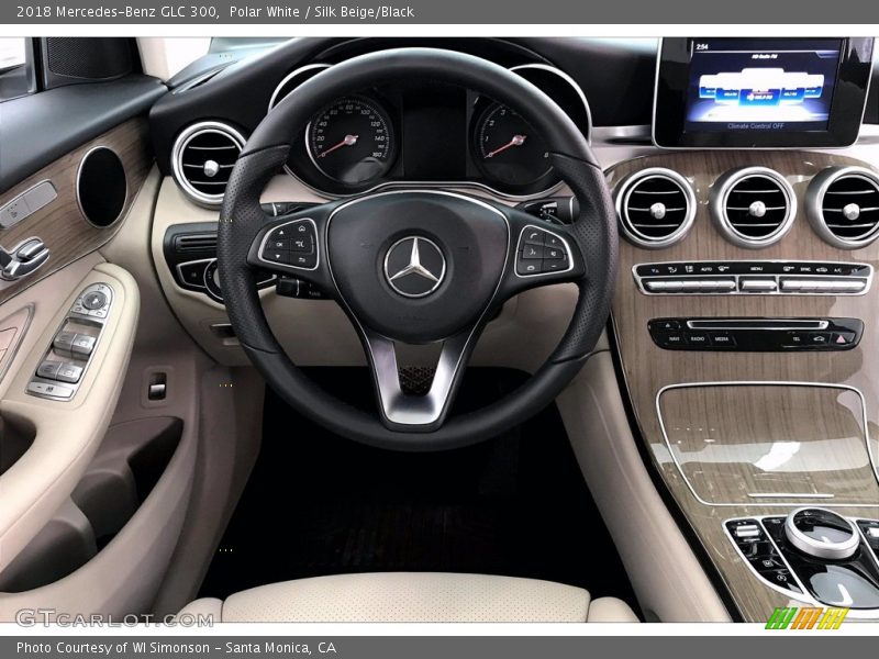 Polar White / Silk Beige/Black 2018 Mercedes-Benz GLC 300