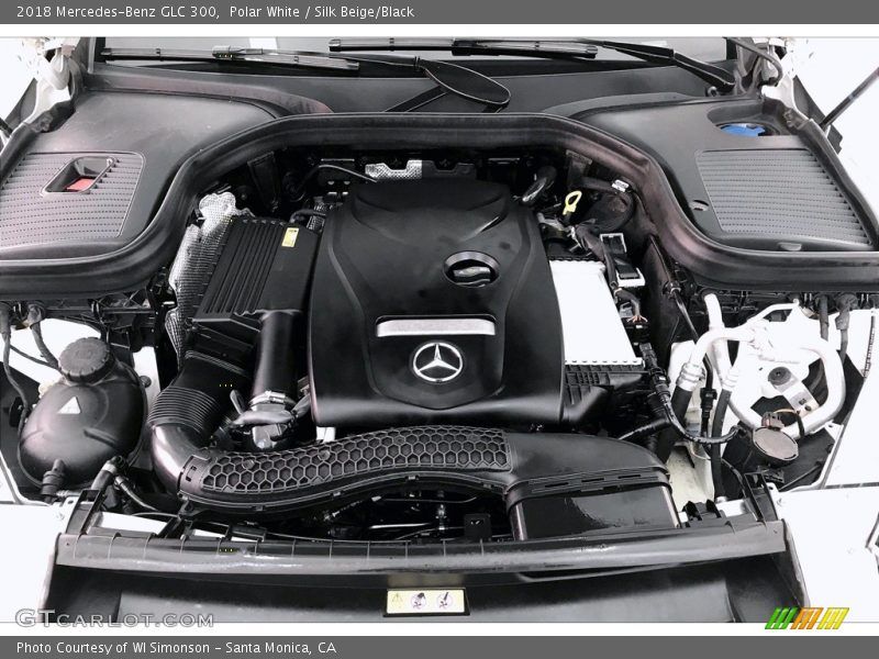 Polar White / Silk Beige/Black 2018 Mercedes-Benz GLC 300