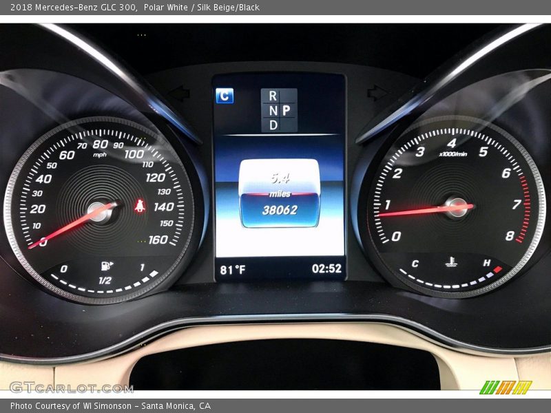 Polar White / Silk Beige/Black 2018 Mercedes-Benz GLC 300
