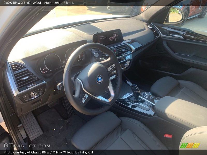 Alpine White / Black 2020 BMW X3 xDrive30i