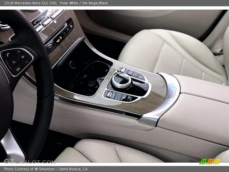 Polar White / Silk Beige/Black 2018 Mercedes-Benz GLC 300