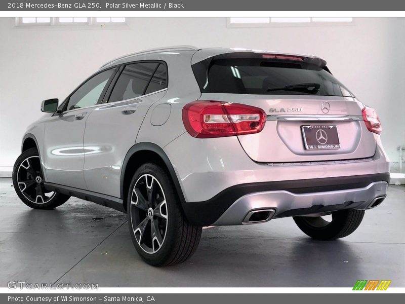 Polar Silver Metallic / Black 2018 Mercedes-Benz GLA 250