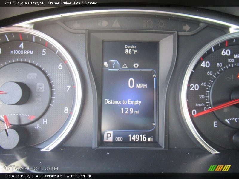 Creme Brulee Mica / Almond 2017 Toyota Camry SE