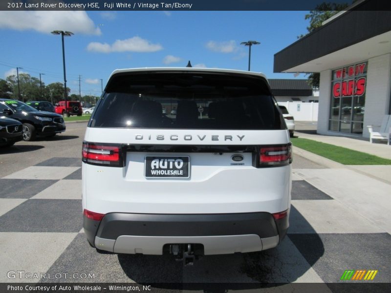 Fuji White / Vintage Tan/Ebony 2017 Land Rover Discovery HSE