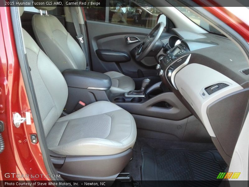 Garnet Red / Beige 2015 Hyundai Tucson GLS AWD