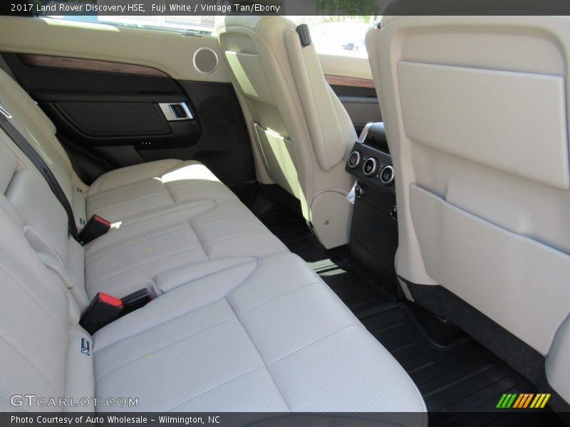 Fuji White / Vintage Tan/Ebony 2017 Land Rover Discovery HSE