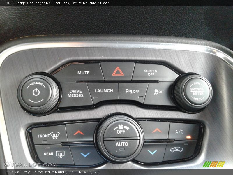 White Knuckle / Black 2019 Dodge Challenger R/T Scat Pack