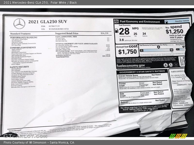 Polar White / Black 2021 Mercedes-Benz GLA 250