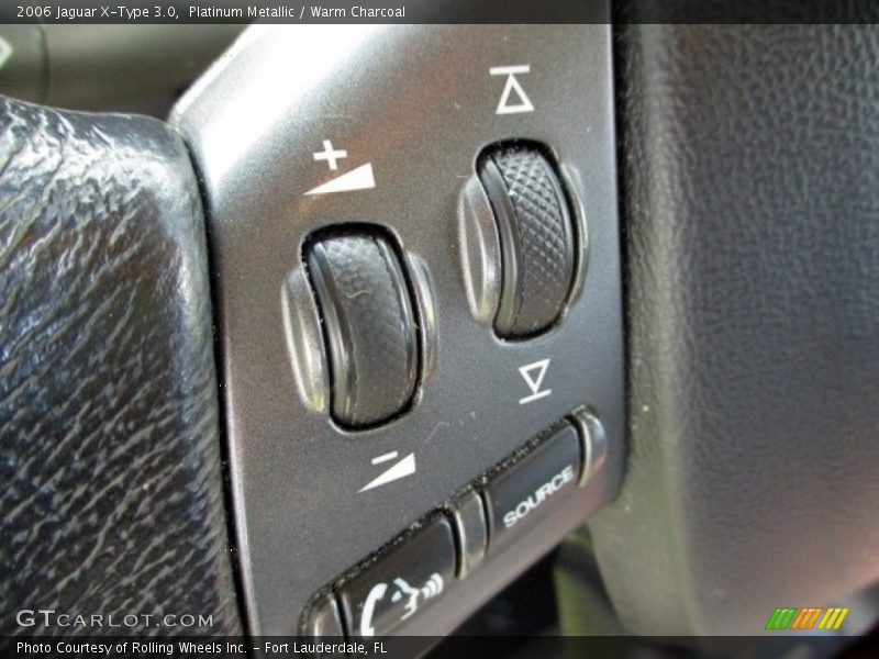 Platinum Metallic / Warm Charcoal 2006 Jaguar X-Type 3.0