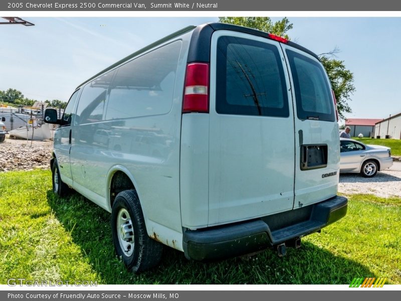 Summit White / Neutral 2005 Chevrolet Express 2500 Commercial Van