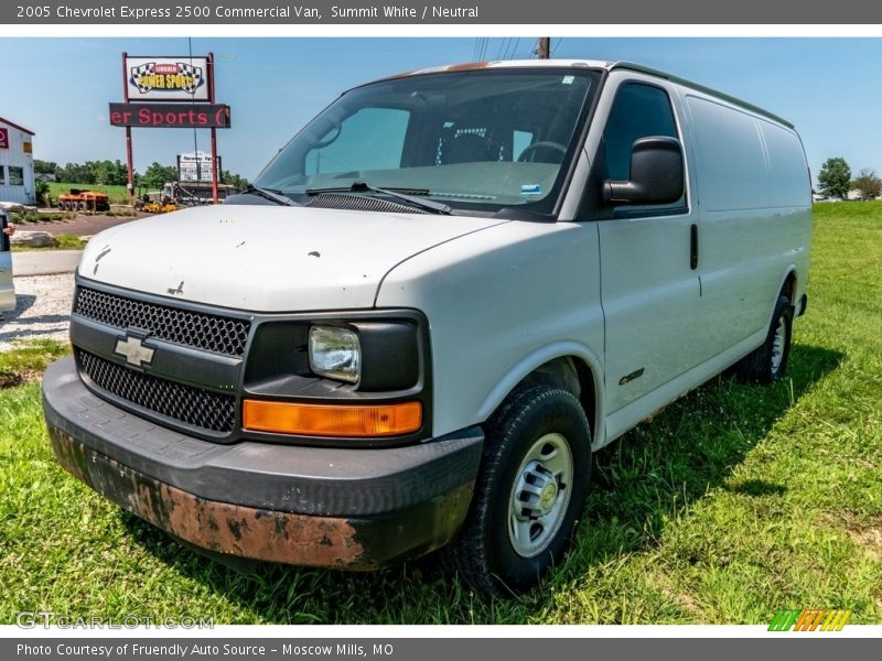 Summit White / Neutral 2005 Chevrolet Express 2500 Commercial Van