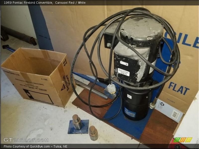 Carousel Red / White 1969 Pontiac Firebird Convertible