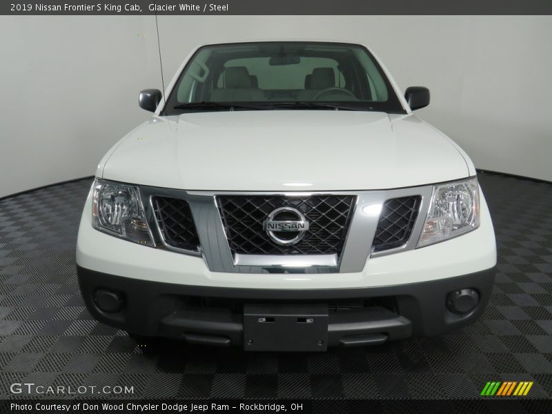 Glacier White / Steel 2019 Nissan Frontier S King Cab