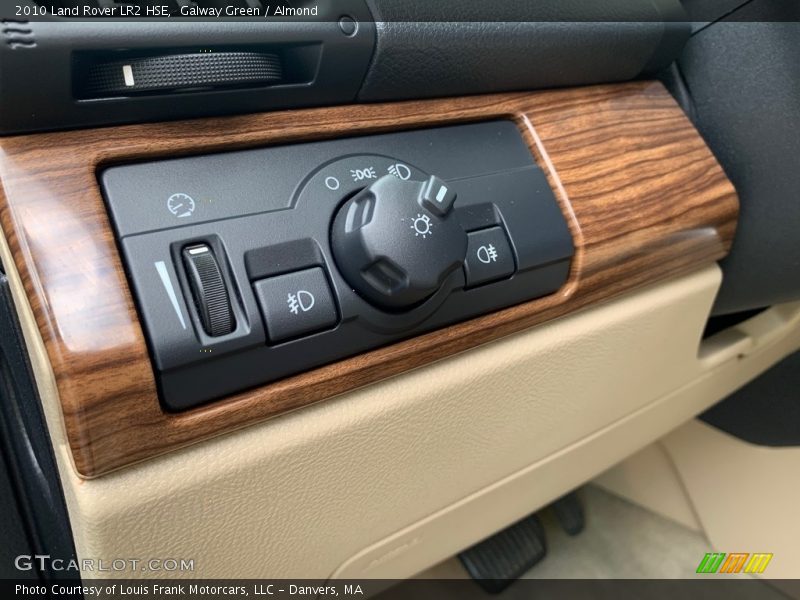 Galway Green / Almond 2010 Land Rover LR2 HSE