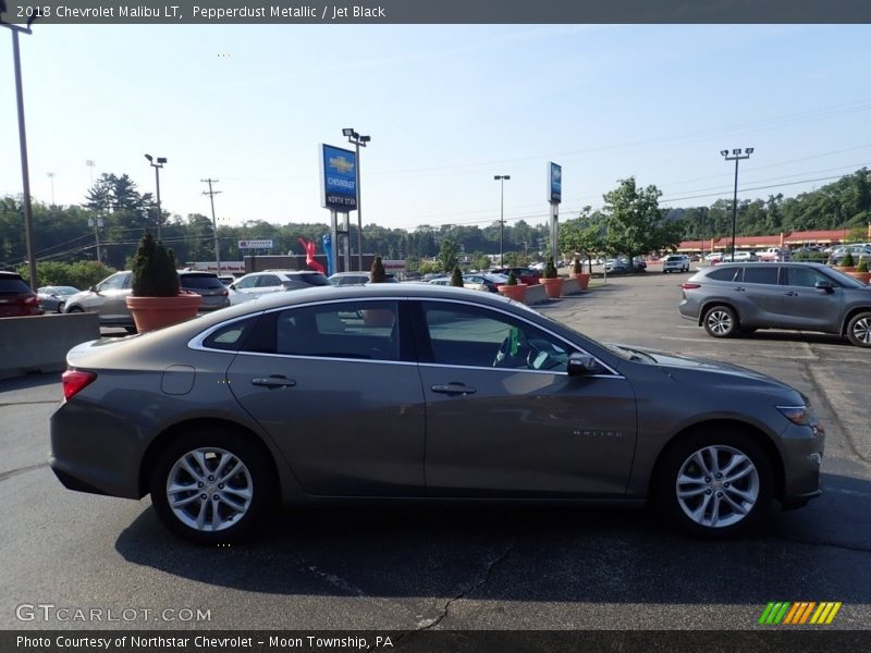 Pepperdust Metallic / Jet Black 2018 Chevrolet Malibu LT