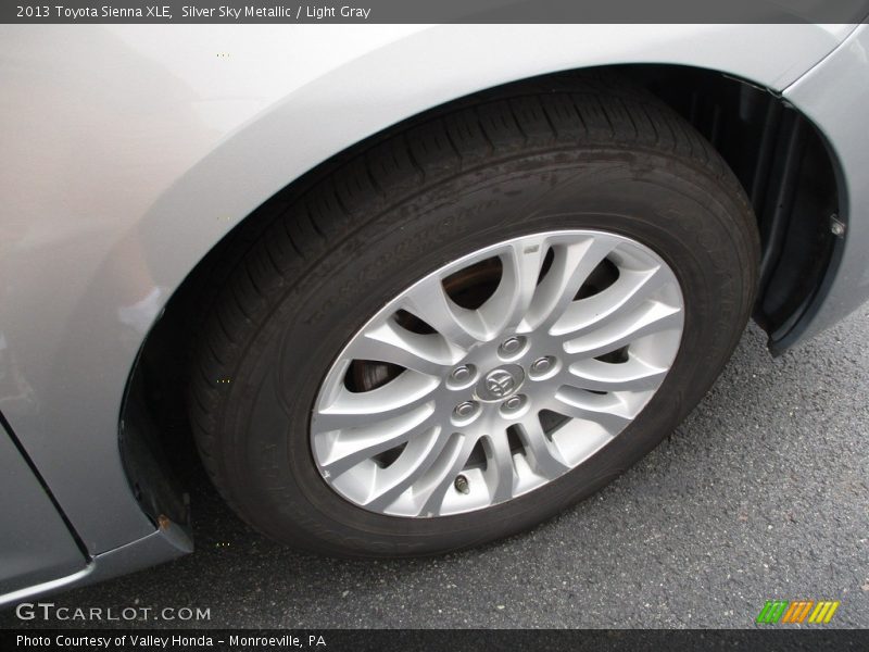 Silver Sky Metallic / Light Gray 2013 Toyota Sienna XLE