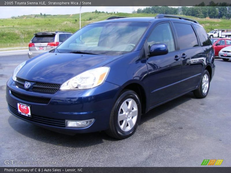 Stratosphere Mica / Stone 2005 Toyota Sienna XLE