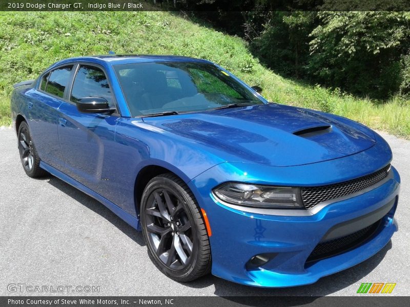 Front 3/4 View of 2019 Charger GT