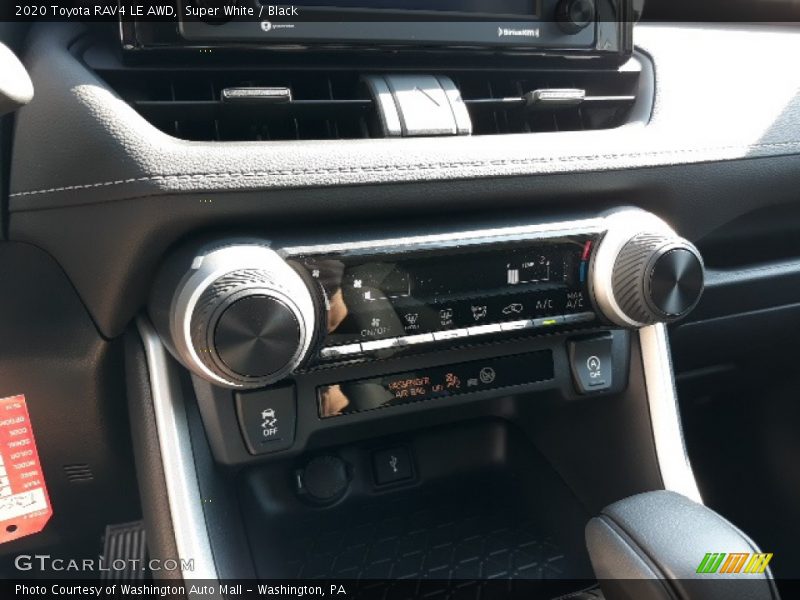 Super White / Black 2020 Toyota RAV4 LE AWD