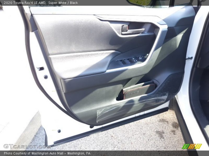 Super White / Black 2020 Toyota RAV4 LE AWD