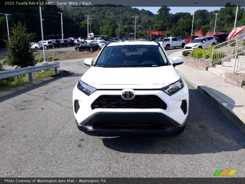 Super White / Black 2020 Toyota RAV4 LE AWD