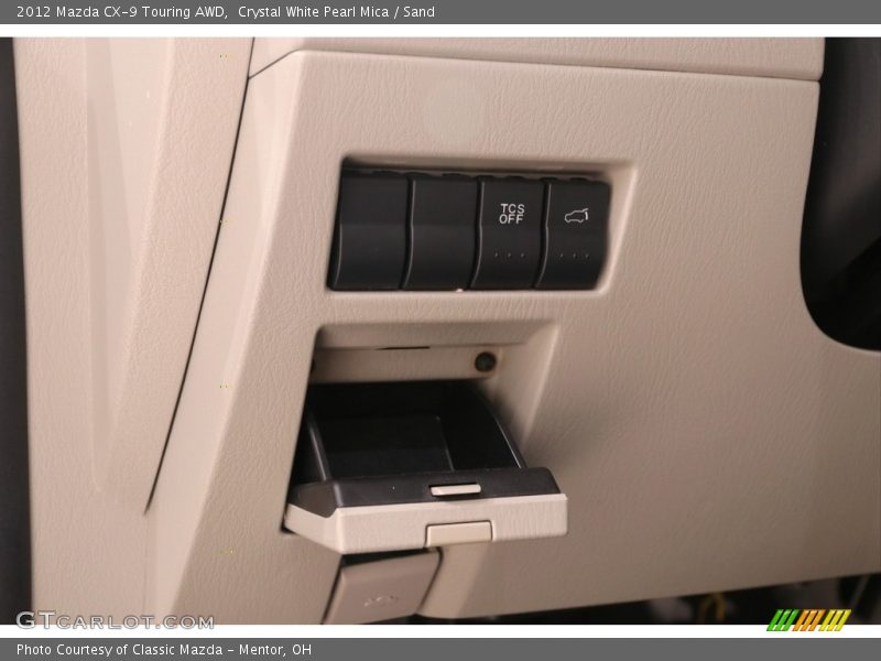 Controls of 2012 CX-9 Touring AWD