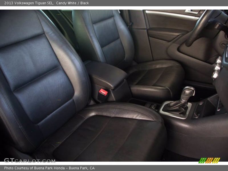 Candy White / Black 2013 Volkswagen Tiguan SEL