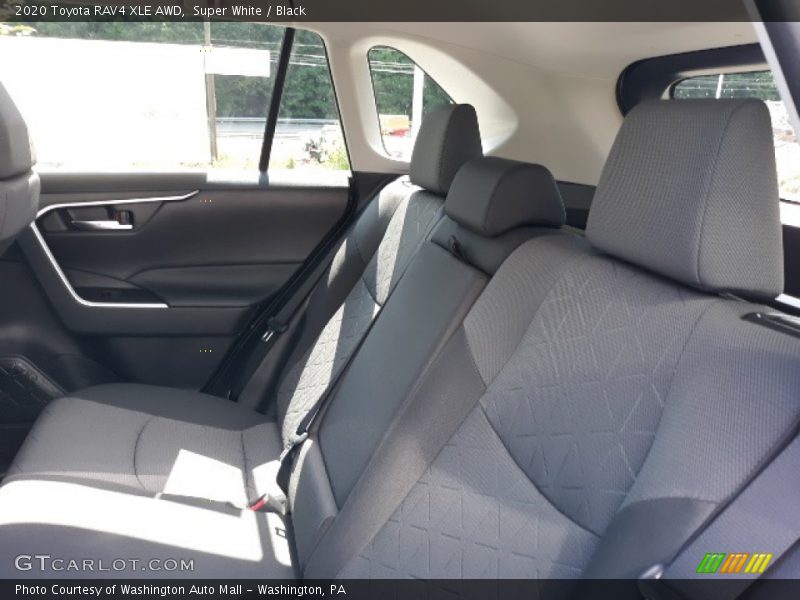 Super White / Black 2020 Toyota RAV4 XLE AWD