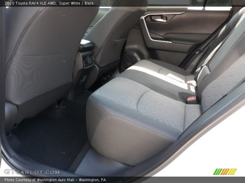 Super White / Black 2020 Toyota RAV4 XLE AWD