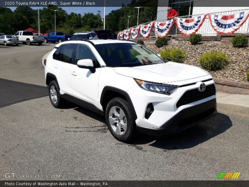 Super White / Black 2020 Toyota RAV4 XLE AWD