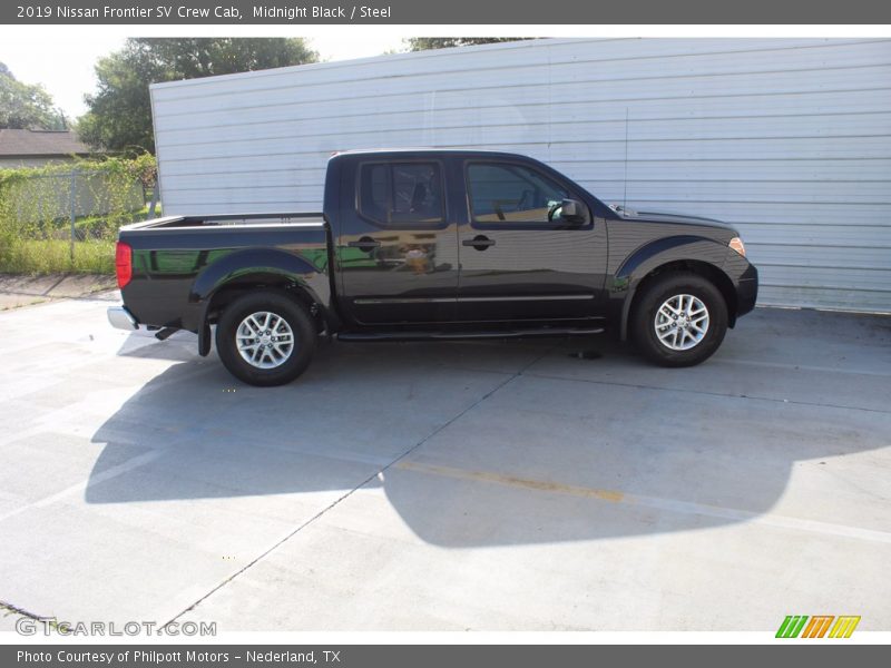 Midnight Black / Steel 2019 Nissan Frontier SV Crew Cab