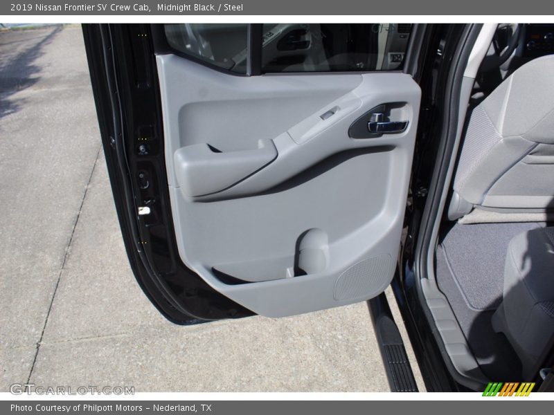 Midnight Black / Steel 2019 Nissan Frontier SV Crew Cab