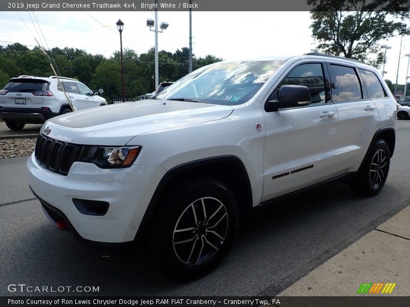 Bright White / Black 2019 Jeep Grand Cherokee Trailhawk 4x4