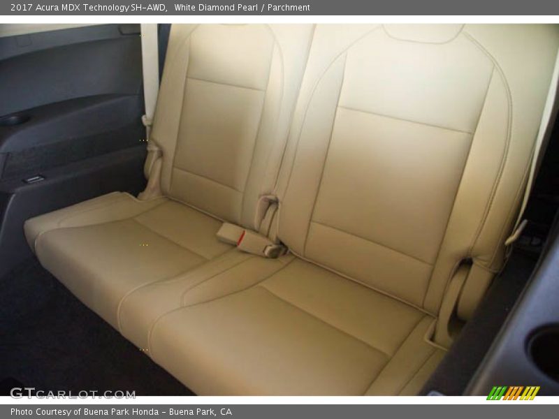 White Diamond Pearl / Parchment 2017 Acura MDX Technology SH-AWD