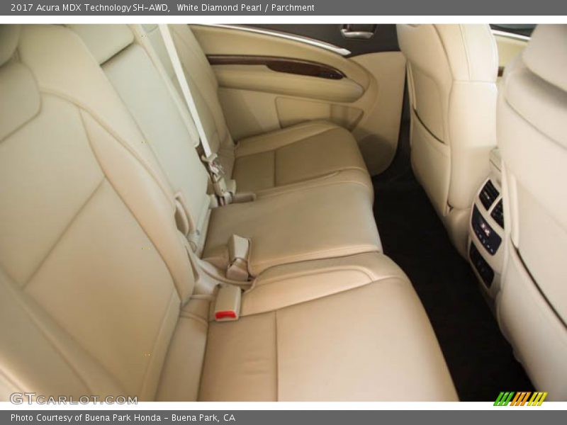 White Diamond Pearl / Parchment 2017 Acura MDX Technology SH-AWD