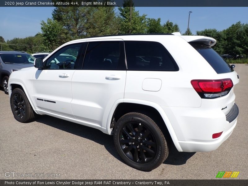 Bright White / Black 2020 Jeep Grand Cherokee Altitude 4x4