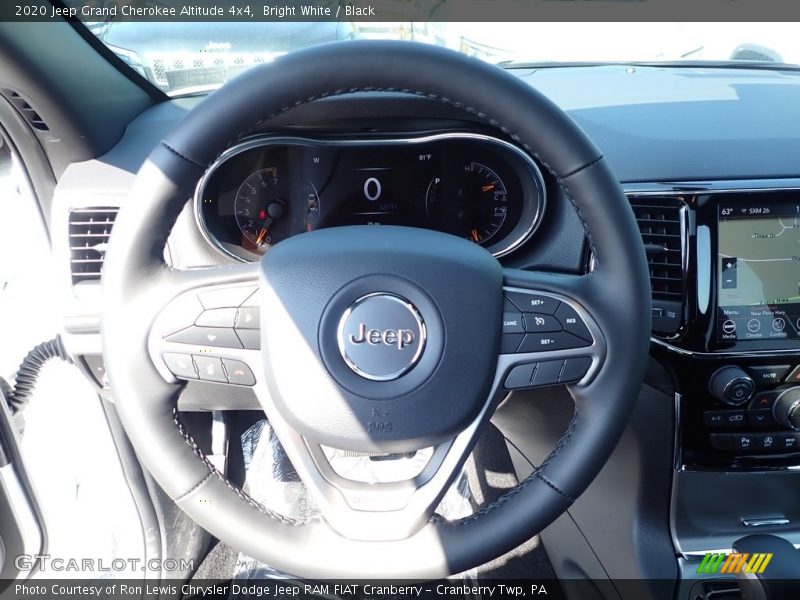 Bright White / Black 2020 Jeep Grand Cherokee Altitude 4x4