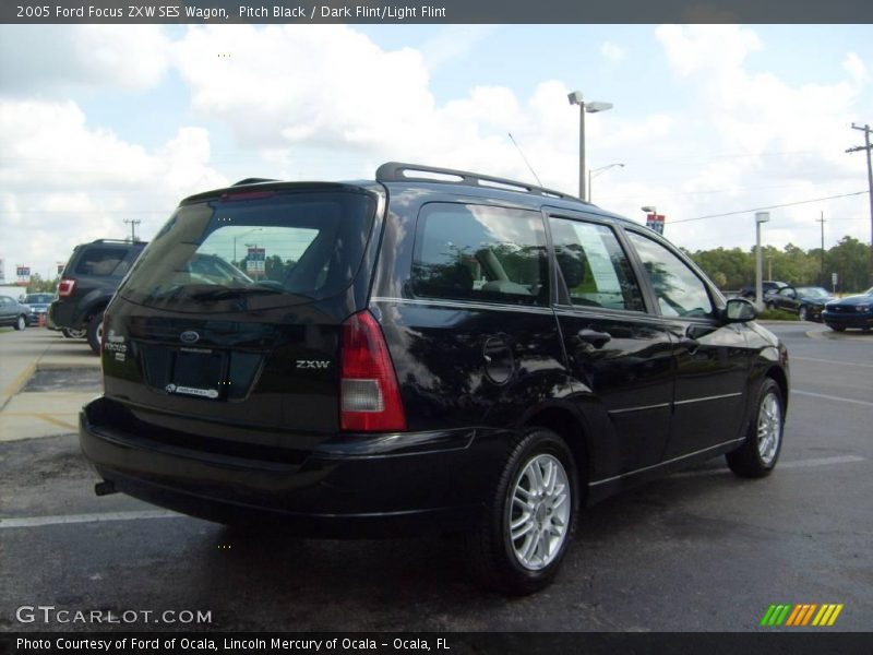 Pitch Black / Dark Flint/Light Flint 2005 Ford Focus ZXW SES Wagon